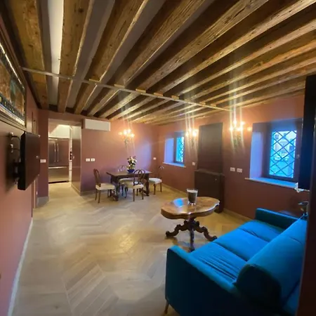 Apartment Dimora Contarini Charm On Grand Canal Venice