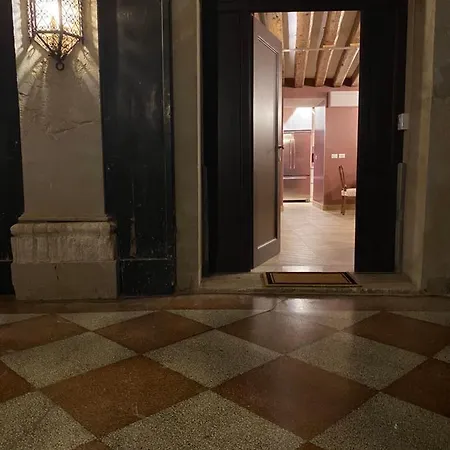 Dimora Contarini Charm On Grand Canal Apartment Venice