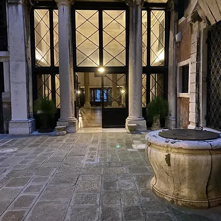 Dimora Contarini Charm On Grand Canal * Венеция