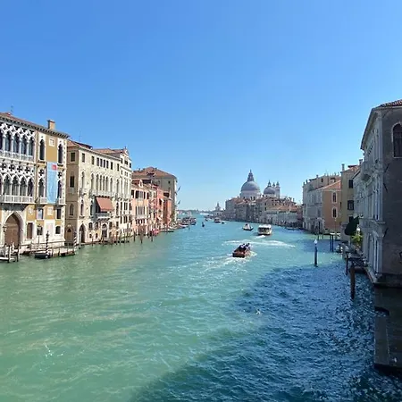 Apartment Dimora Contarini Charm On Grand Canal