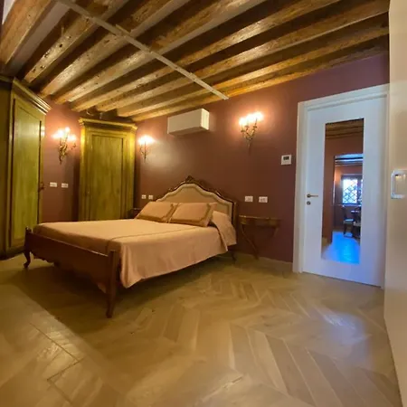 Apartment Dimora Contarini Charm On Grand Canal