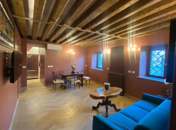 アパート Dimora Contarini Charm On Grand Canal ヴェネツィア