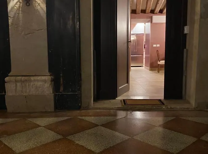 Dimora Contarini Charm On Grand Canal アパート ヴェネツィア