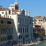 Dimora Contarini Charm On Grand Canal Lägenhet *
