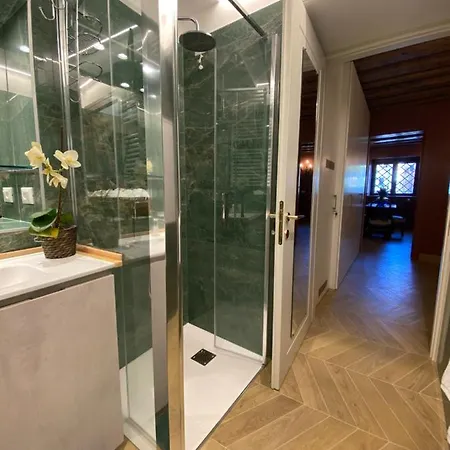 Dimora Contarini Charm On Grand Canal Apartment